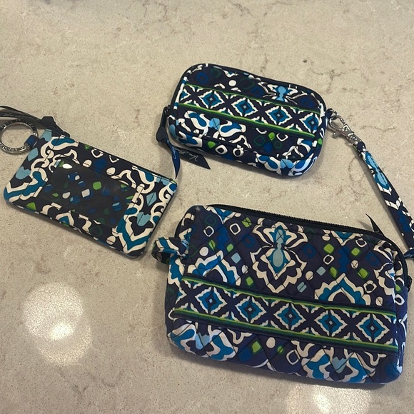 VERA BRADLEY ACCESSORIES SET - Picture 1 of 6